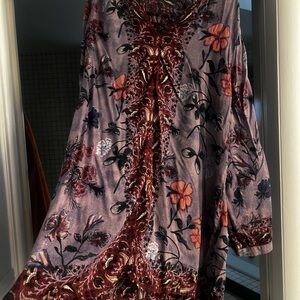 Floral Long-Sleeve Blouse